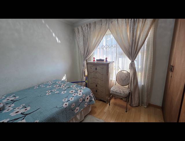 4 BEDROOM FREEHOLD FOR SALE IN ALBERTSDAL